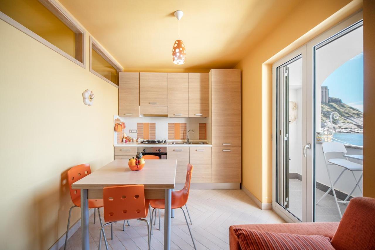 Vila Casa Cinzia In Marina Di Corricella Procida Exteriér fotografie