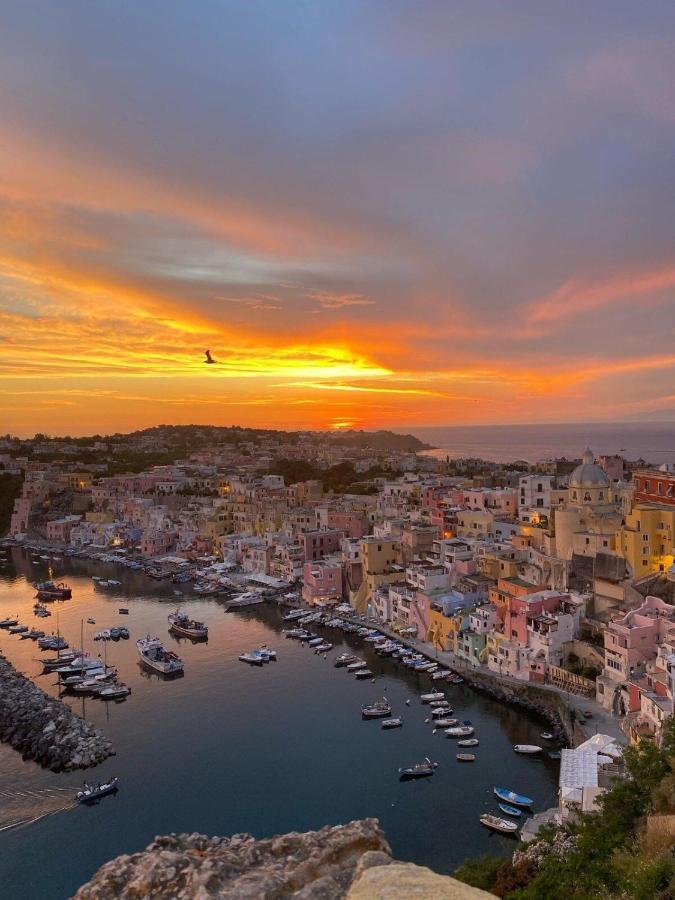 Vila Casa Cinzia In Marina Di Corricella Procida Exteriér fotografie